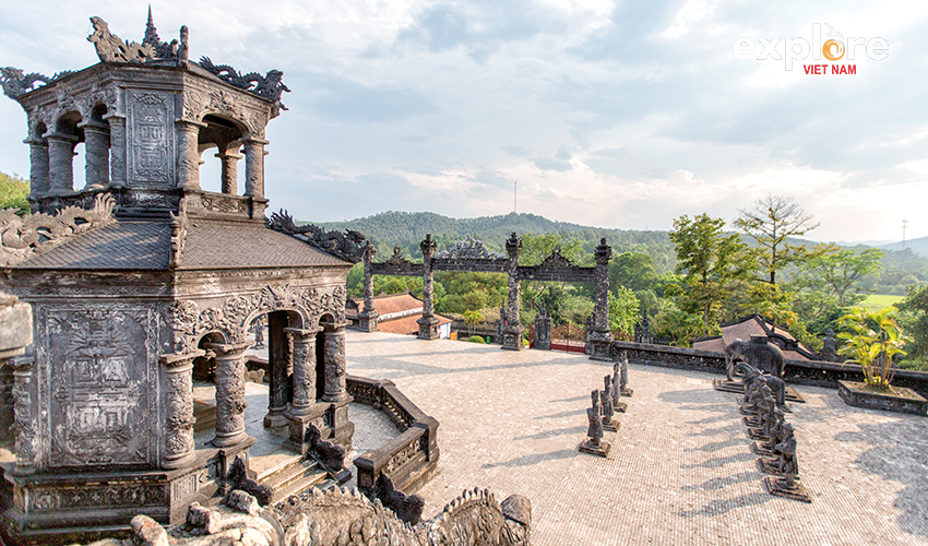 khai-dinh-tomb-hue-shore-excursion